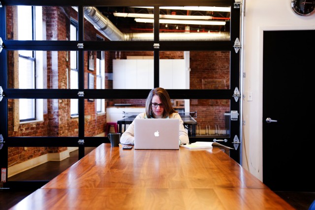startup-one-man-band-bootstrap